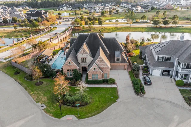 $1,675,000 | 2203 Flameleaf Court, Conroe, TX 77384