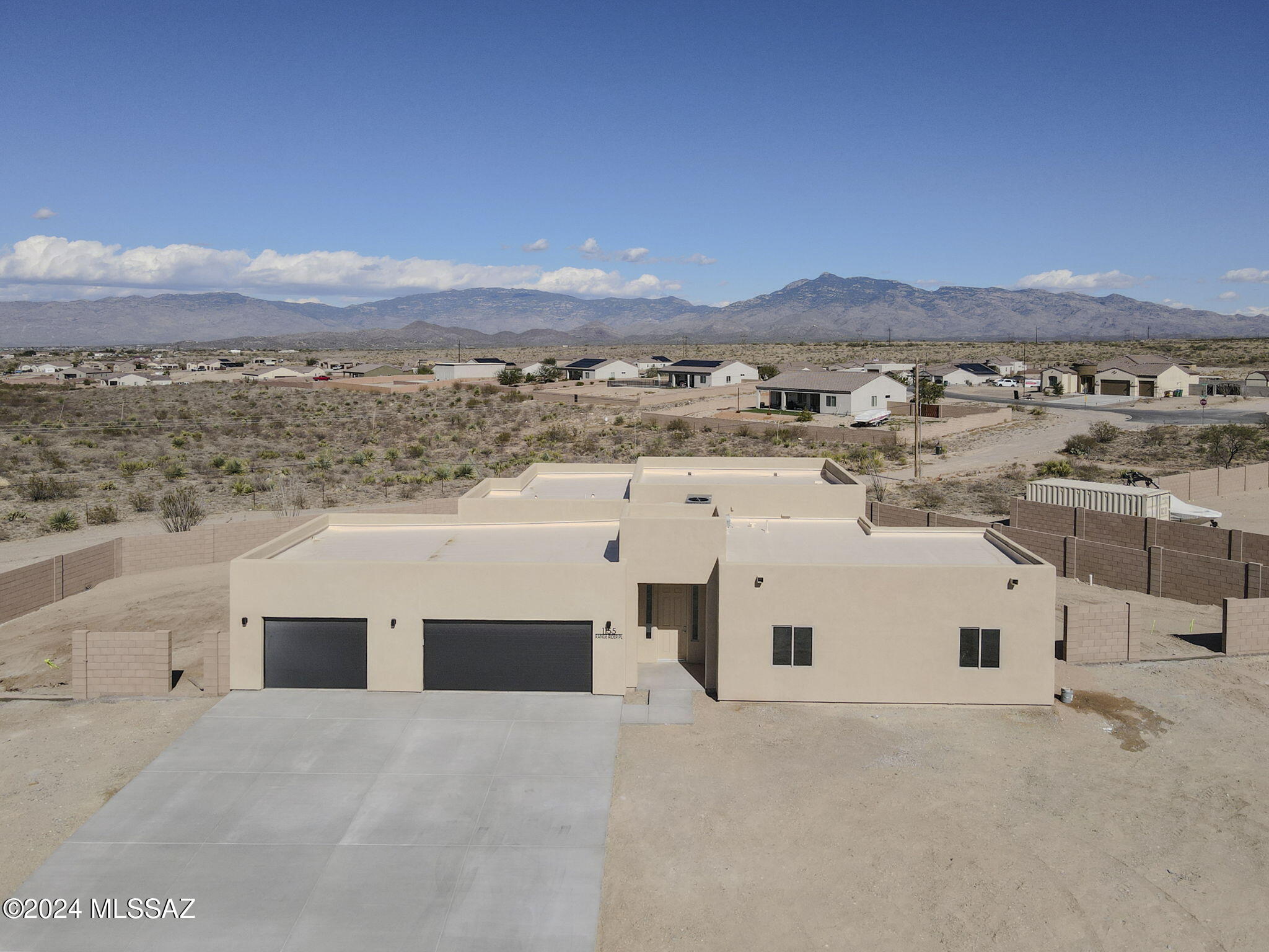 1155 North Range Rider Place Vail, AZ 85641 - Photo 1 of 50