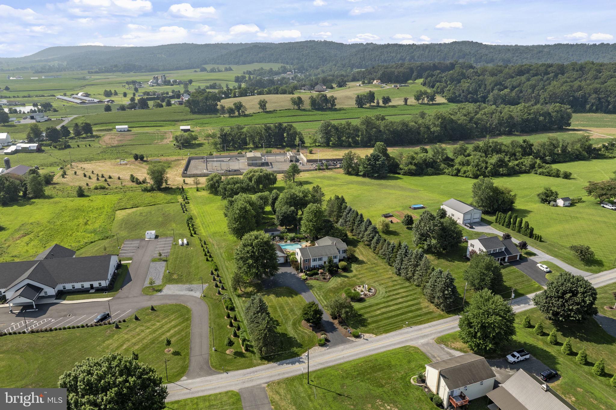 105 Whitehall Road Reinholds, PA 17569 - Photo 3 of 86