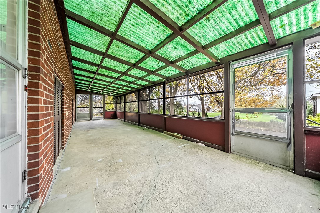 38850 Detroit Road Avon, OH 44011 - Photo 28 of 50 View of unfurnished sunroom