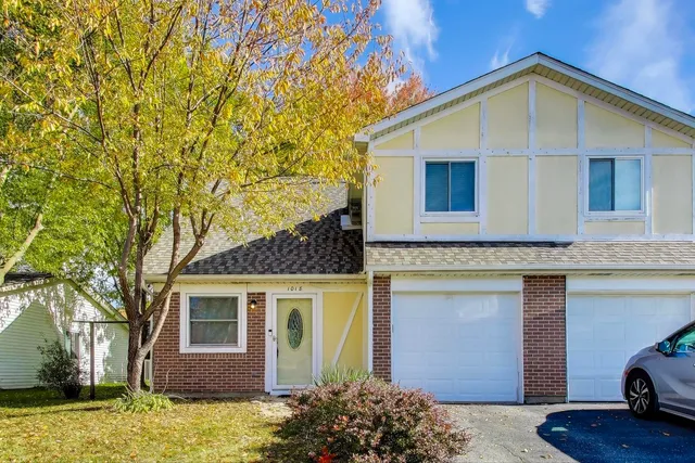 $2,750 | 1018 Pheasant Run Lane, Aurora, IL 60504