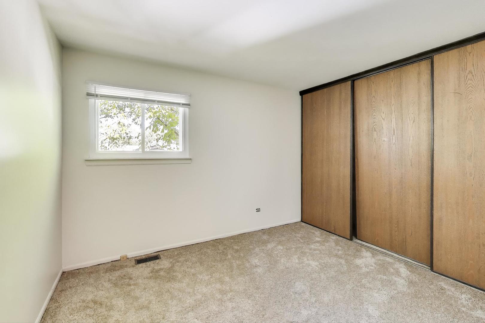 1018 Pheasant Run Lane Aurora, IL 60504 - Photo 12 of 25