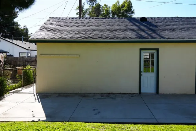 $2,000 | 2641 North White Avenue, La Verne, CA 91750