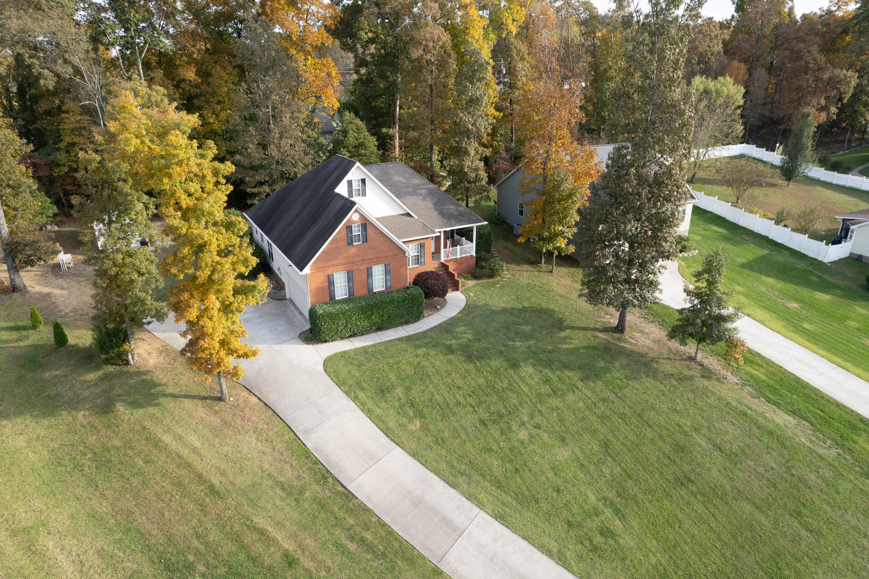 210 Old Pond Road Southeast Cleveland, TN 37323 - Photo 4 of 80 210 Old Pond Rd-77