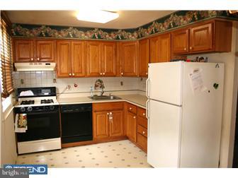 3242 Comly Road Philadelphia, PA 19154 - Photo 2 of 12 Kitchen