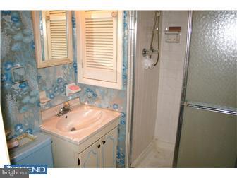 3242 Comly Road Philadelphia, PA 19154 - Photo 12 of 12 Bathroom