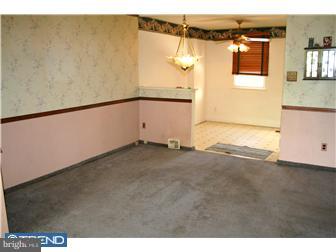 3242 Comly Road Philadelphia, PA 19154 - Photo 4 of 12 Dining Room