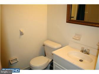 3242 Comly Road Philadelphia, PA 19154 - Photo 8 of 12 Bathroom