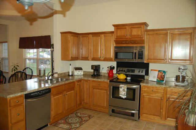 917 Morning Road Antioch, TN 37013 - Photo 6 of 14 Another view of kitchen. All appliances remain