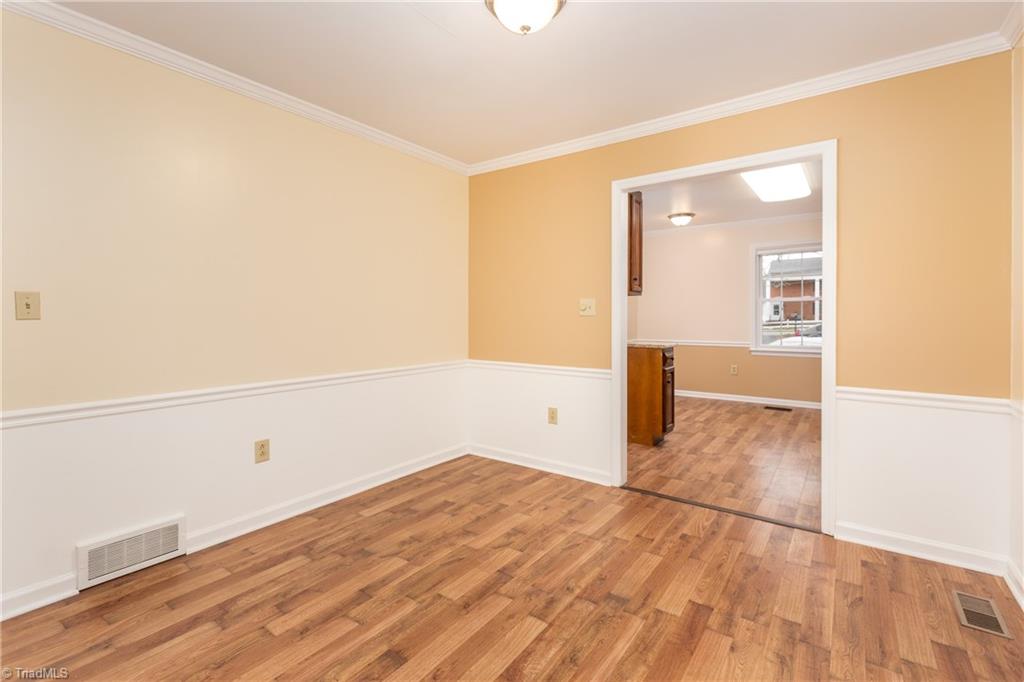 3419 Polo Road, Unit 5 Winston-Salem, NC 27106 - Photo 11 of 32 Gallery Image 11