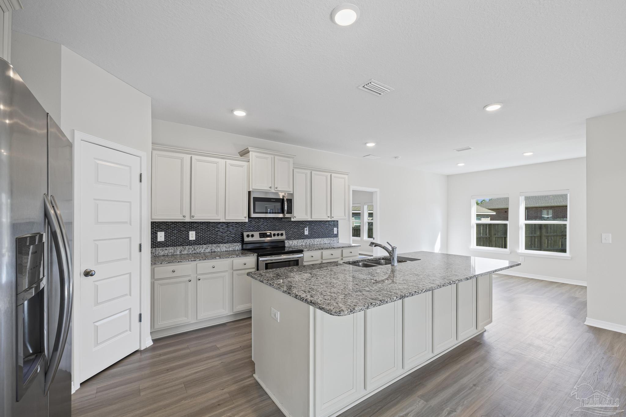 705 Hesed Court Cantonment, FL 32533 - Photo 15 of 71