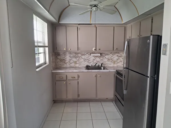 $1,550 | 445 Fanshaw North, Boca Raton, FL 33434