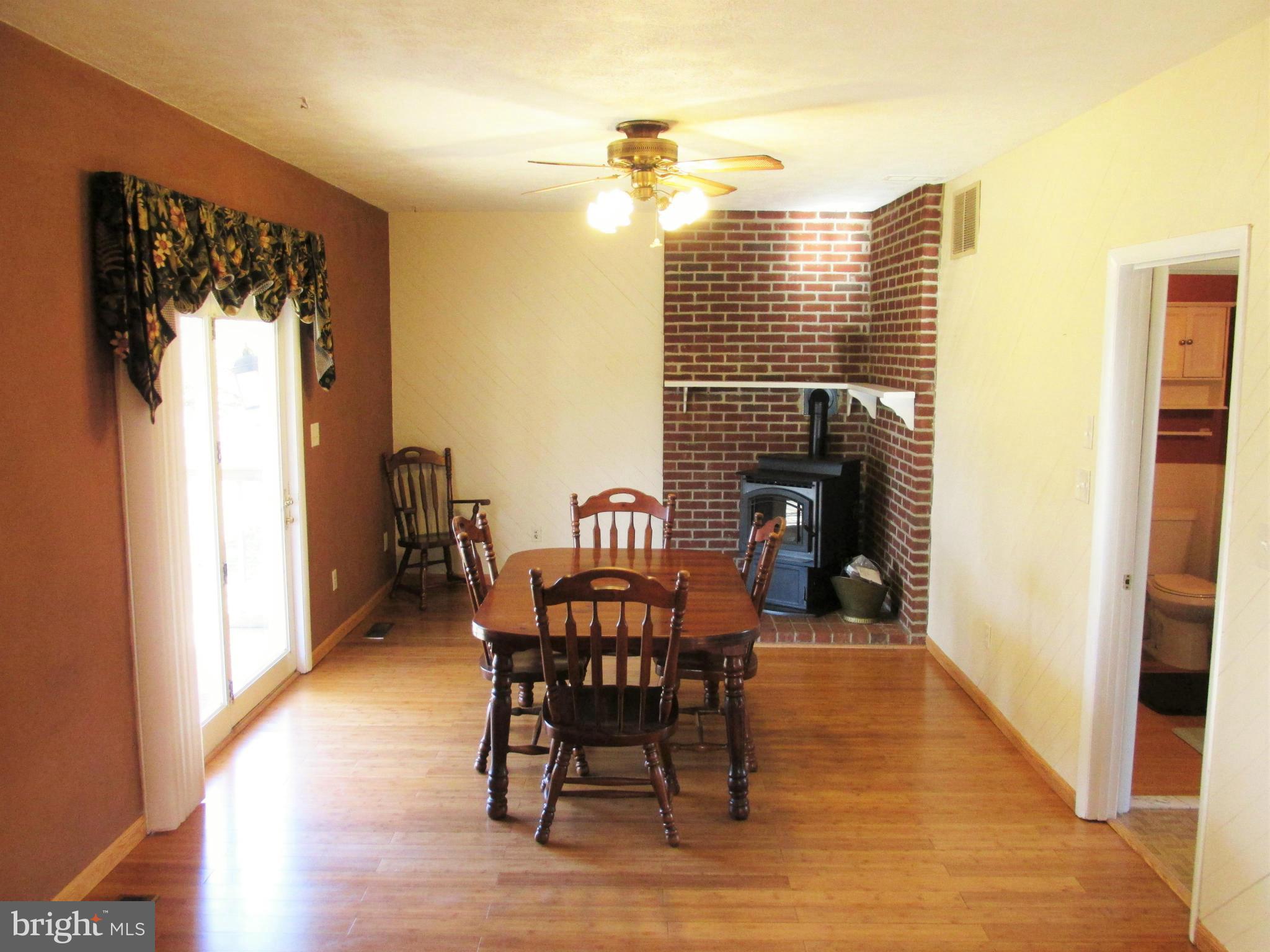 7952 Gilmore Avenue Rosedale, MD 21237 - Photo 4 of 24 Dining Room