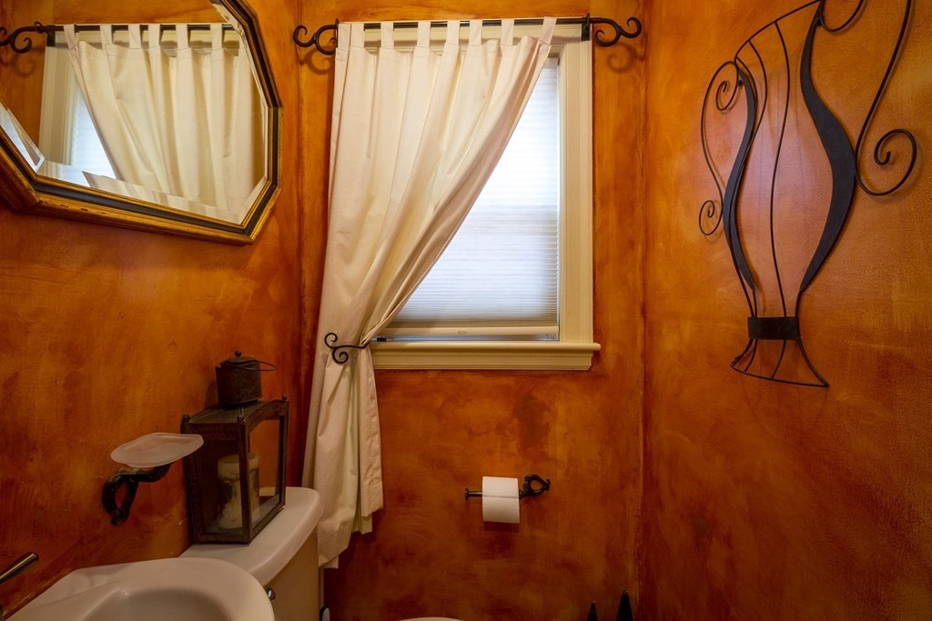 19 Dean Road Wayland, MA 01778 - Photo 21 of 33 Gallery Image 21