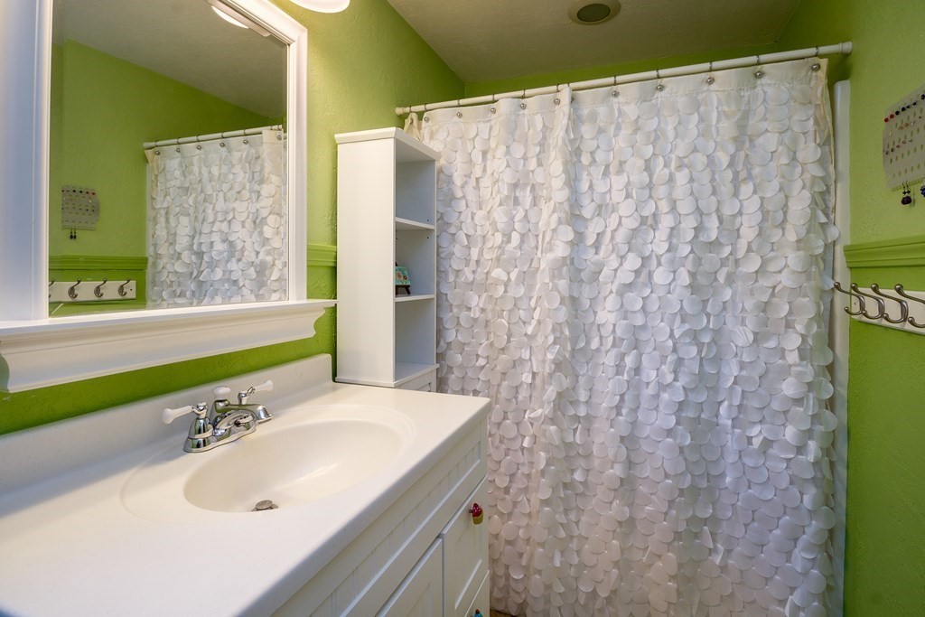 19 Dean Road Wayland, MA 01778 - Photo 32 of 33 Gallery Image 32