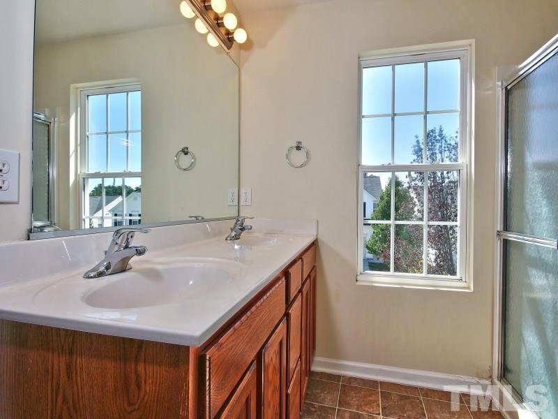 4450 Snowcrest Lane Raleigh, NC 27616 - Photo 11 of 17 Gallery Image 11