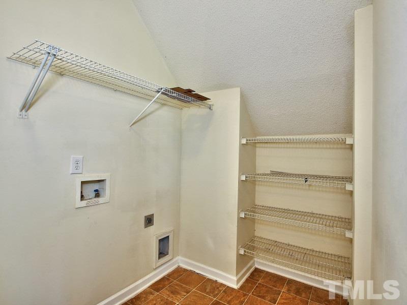 4450 Snowcrest Lane Raleigh, NC 27616 - Photo 7 of 17 Gallery Image 7