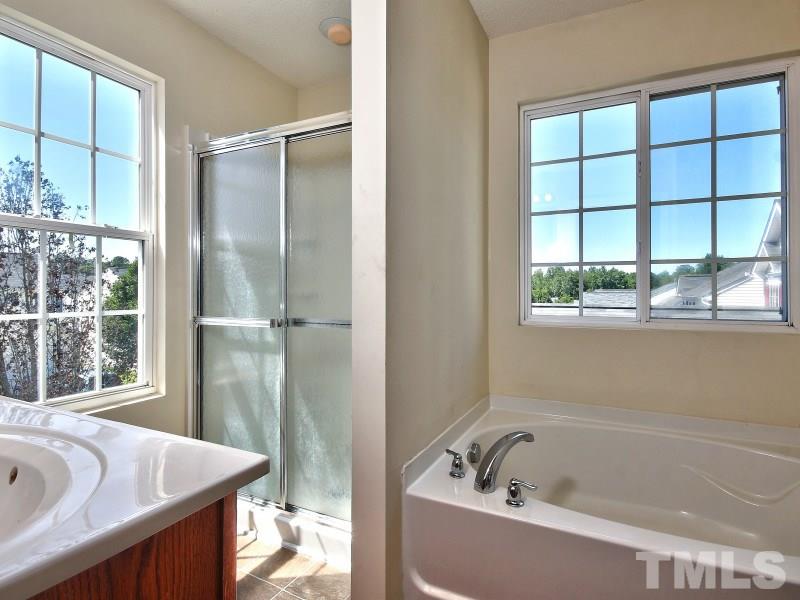 4450 Snowcrest Lane Raleigh, NC 27616 - Photo 10 of 17 Gallery Image 10