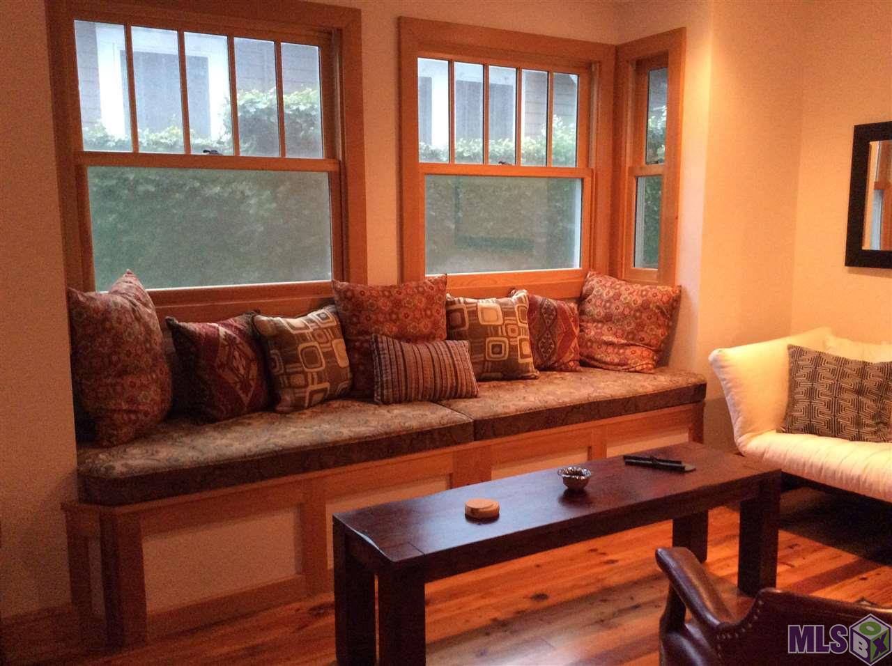 622-624 Spanish Town Road Baton Rouge, LA 70802 - Photo 13 of 24 624-Window seat