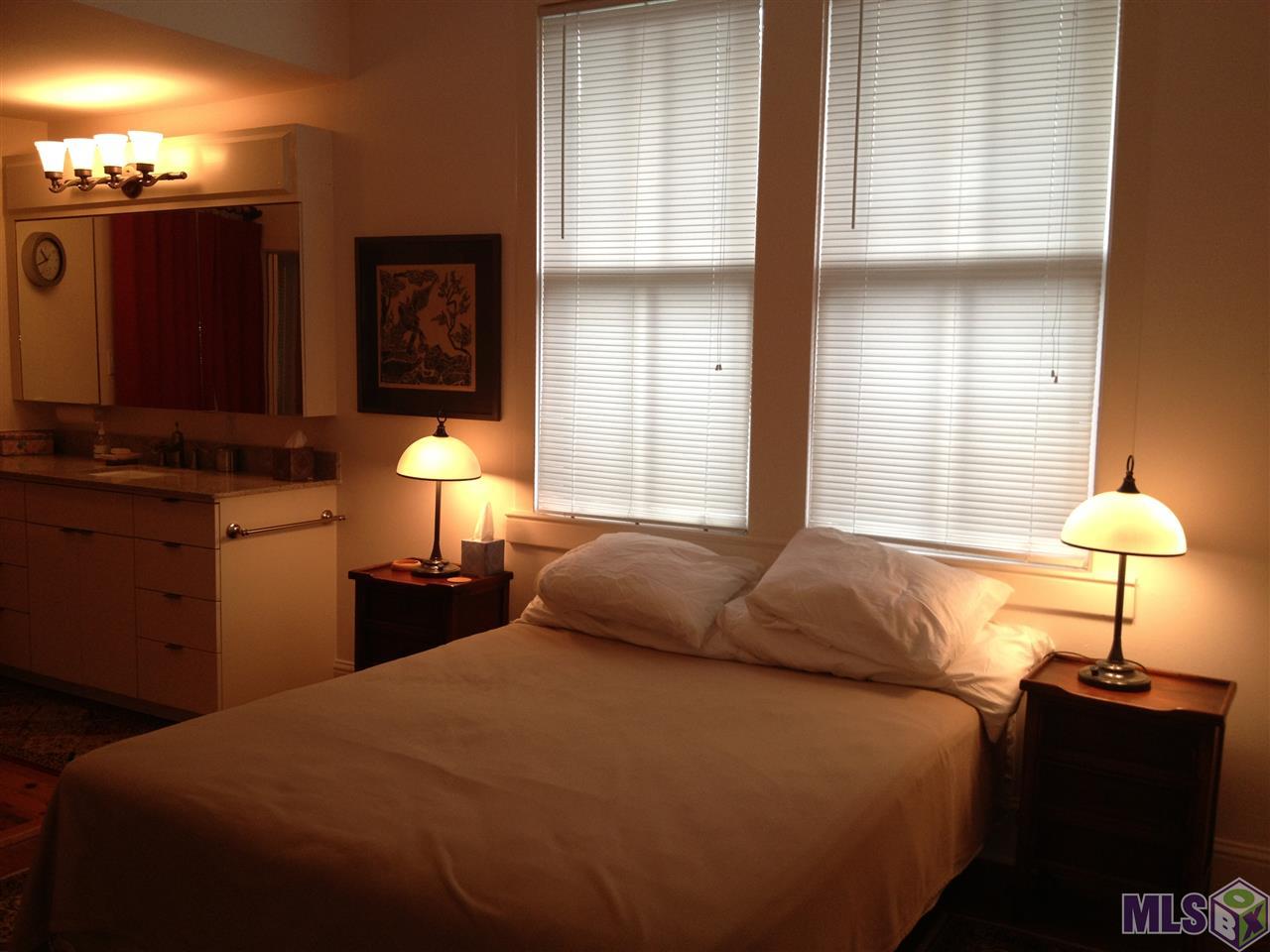 622-624 Spanish Town Road Baton Rouge, LA 70802 - Photo 3 of 24 622-bed