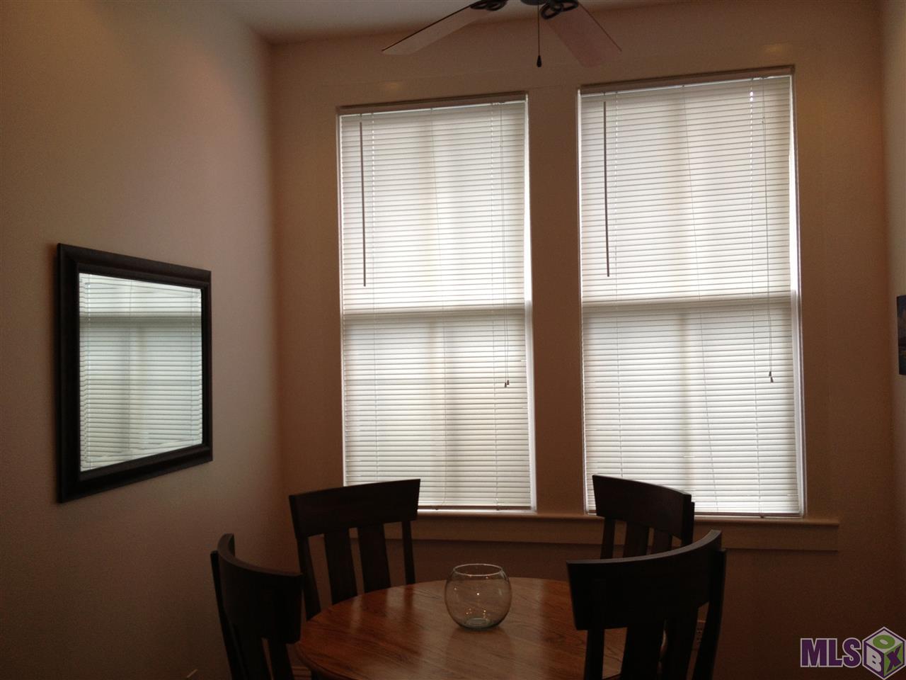 622-624 Spanish Town Road Baton Rouge, LA 70802 - Photo 6 of 24 622-dining area