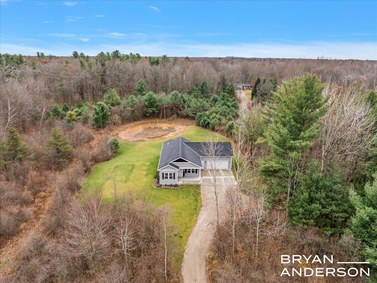 2555 West River Road Muskegon, MI 49445 - Photo 35 of 45 61-2555 W River Rd, Muskegon, MI wm -15