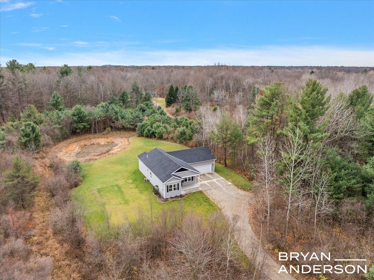 2555 West River Road Muskegon, MI 49445 - Photo 36 of 45 62-2555 W River Rd, Muskegon, MI wm -16