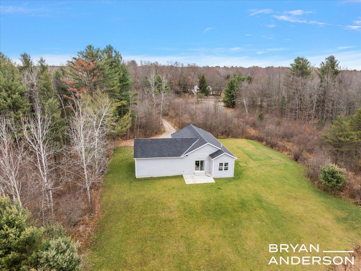 2555 West River Road Muskegon, MI 49445 - Photo 43 of 45 69-2555 W River Rd, Muskegon, MI wm -23