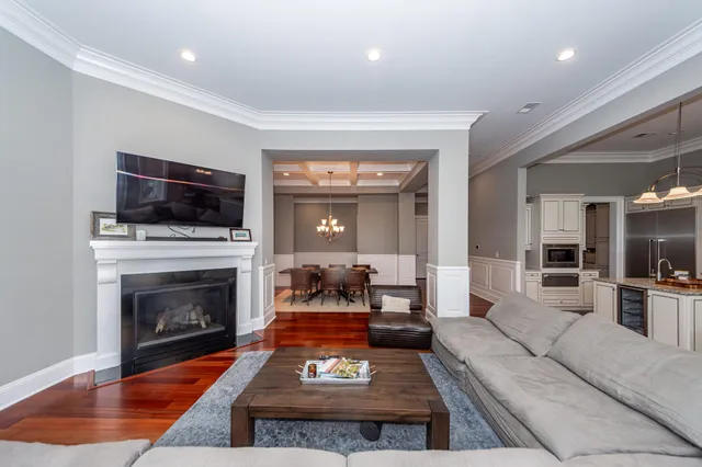 $3,100,000 | 108 Fairbanks Oak Alley, Unit 403, Daniel Island, SC 29492