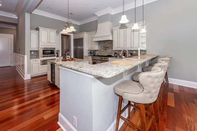 $3,100,000 | 108 Fairbanks Oak Alley, Unit 403, Daniel Island, SC 29492