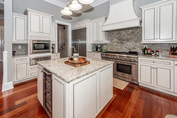 $2,875,000 | 108 Fairbanks Oak Alley, Unit 403, Daniel Island, SC 29492