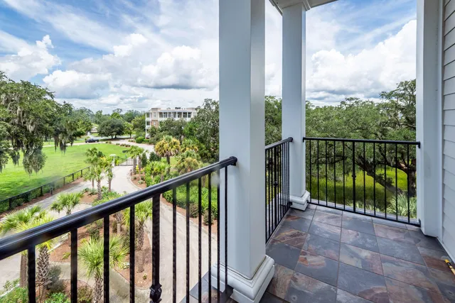 $3,100,000 | 108 Fairbanks Oak Alley, Unit 403, Daniel Island, SC 29492