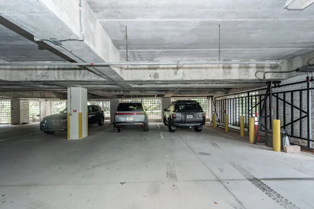 $3,100,000 | 108 Fairbanks Oak Alley, Unit 403, Daniel Island, SC 29492