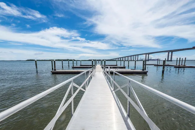 $3,100,000 | 108 Fairbanks Oak Alley, Unit 403, Daniel Island, SC 29492