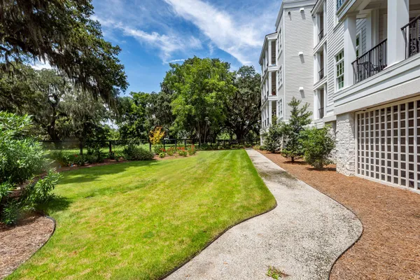 $2,875,000 | 108 Fairbanks Oak Alley, Unit 403, Daniel Island, SC 29492