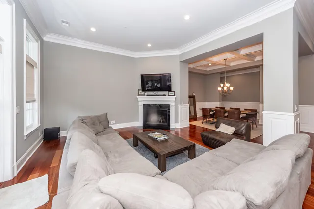 $3,100,000 | 108 Fairbanks Oak Alley, Unit 403, Daniel Island, SC 29492