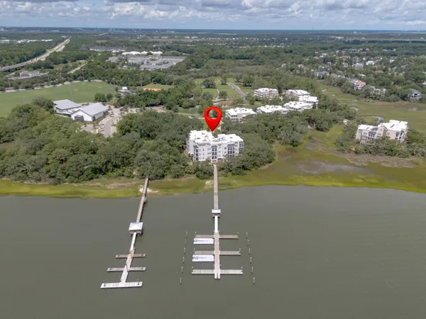 $2,875,000 | 108 Fairbanks Oak Alley, Unit 403, Daniel Island, SC 29492