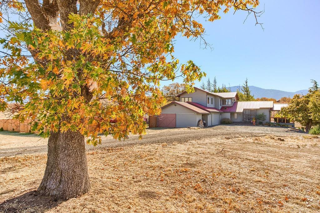 11233 Corp Ranch Road Ashland, OR 97520 - Photo 28 of 34 Additional Photo