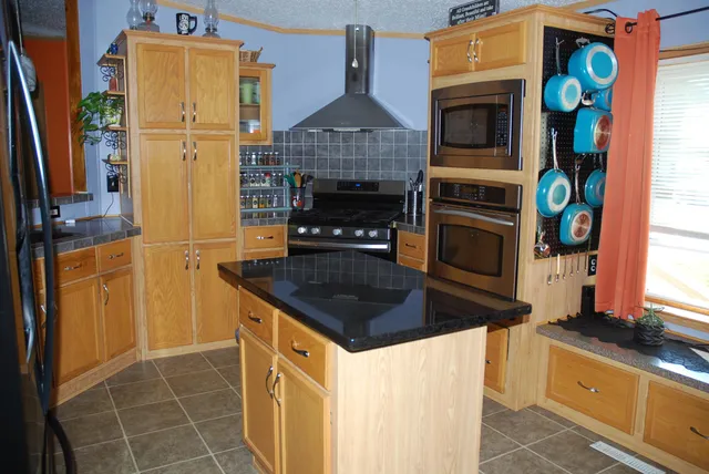 $301,562 | 127 Hoague Drive, Highgate, VT 05459