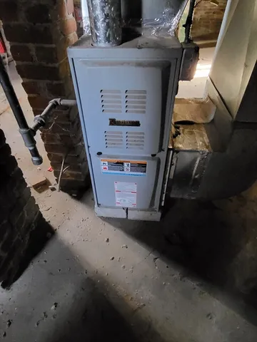 $199,900 | 33 Lansing Place, Springfield, MA 01108