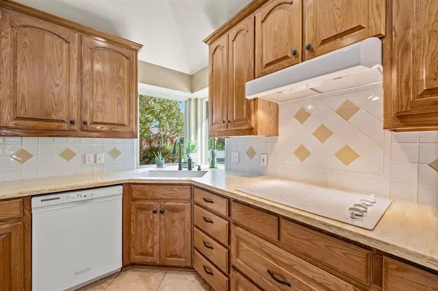 $624,500 | 804 Blue Spruce Court, Keller, TX 76248