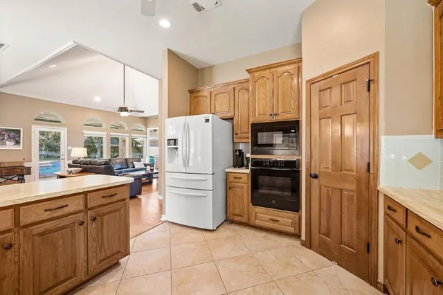 $624,500 | 804 Blue Spruce Court, Keller, TX 76248