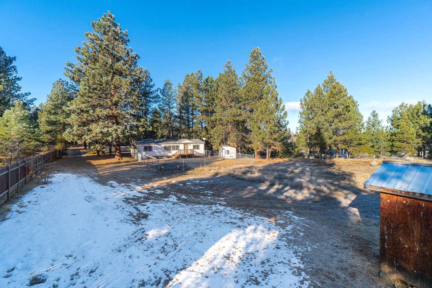 19248 Shoshone Road Bend, OR 97702 - Photo 21 of 26 Backyard