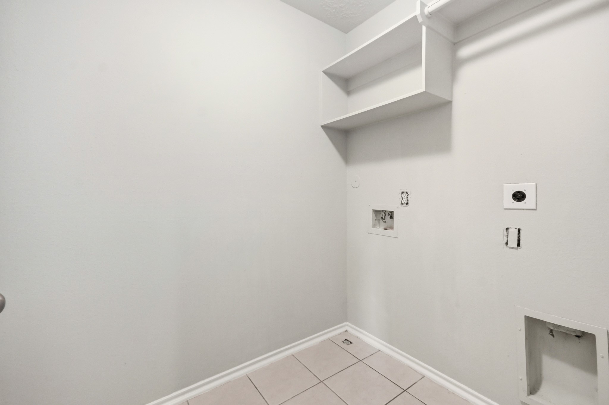 13107 Peppergate Lane Houston, TX 77044 - Photo 11 of 16 Gallery Image 11