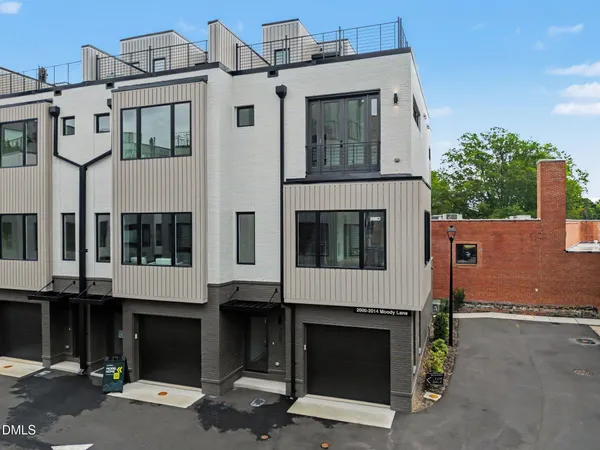 $3,500 | 2000 Moody, Durham, NC 27701