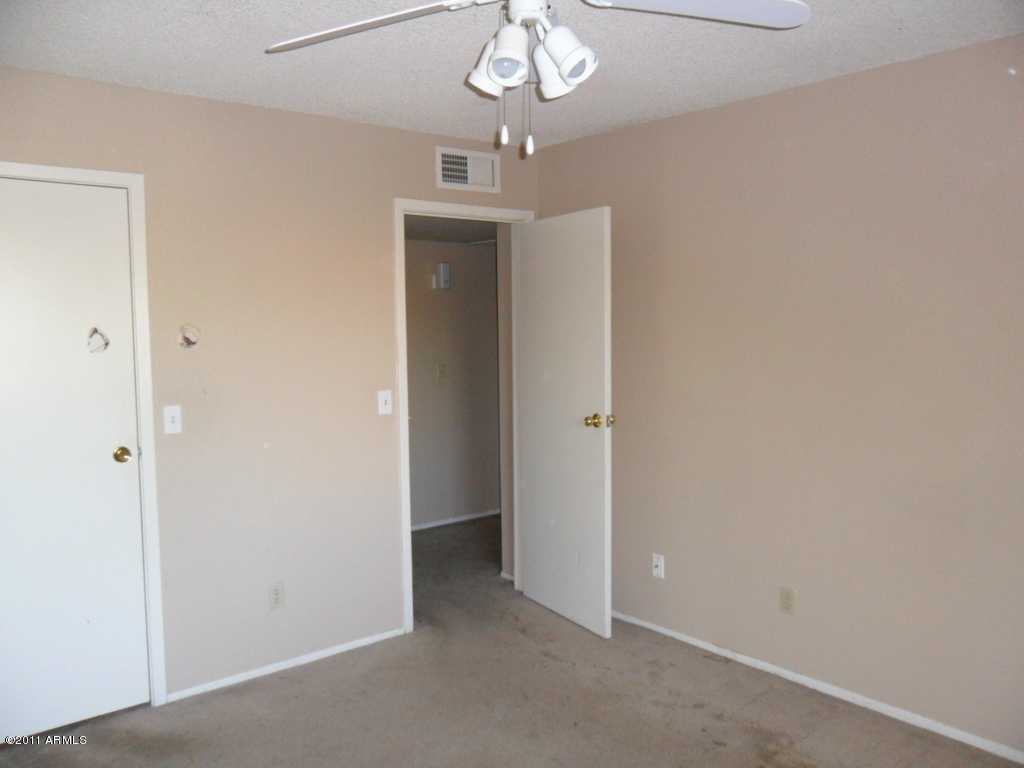 3511 East Baseline Road, Unit 1046 Phoenix, AZ 85042 - Photo 17 of 20 SAM_1252
