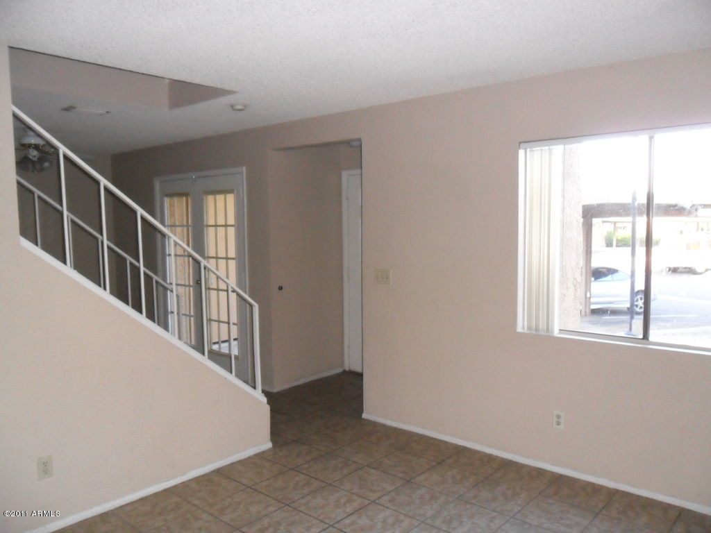 3511 East Baseline Road, Unit 1046 Phoenix, AZ 85042 - Photo 5 of 20 SAM_1240