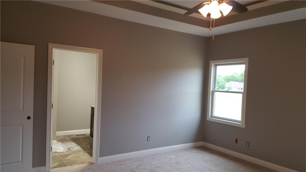 112 Gale Road Danville, IN 46122 - Photo 4 of 10 Gallery Image 4