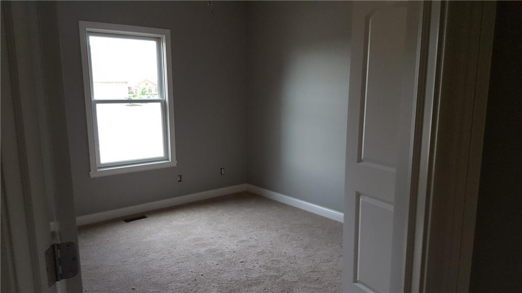 112 Gale Road Danville, IN 46122 - Photo 5 of 10 Gallery Image 5