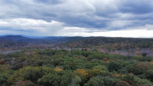 $1,999,999 | 2 Hill Road, Austerlitz, NY 12017